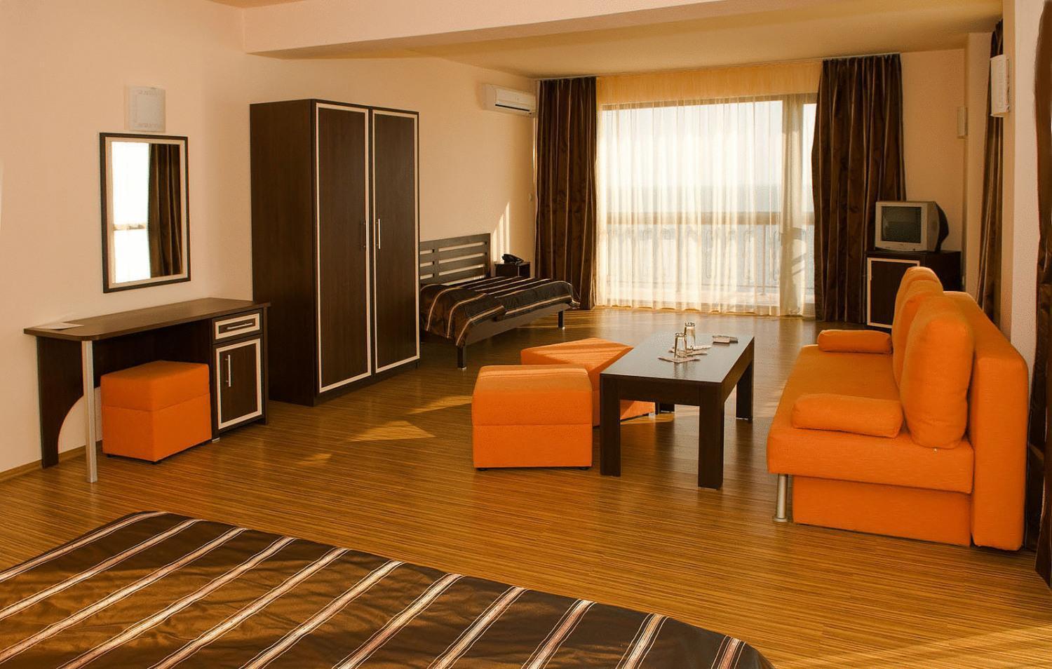 פומורי At The American'S Hotel מראה חיצוני תמונה